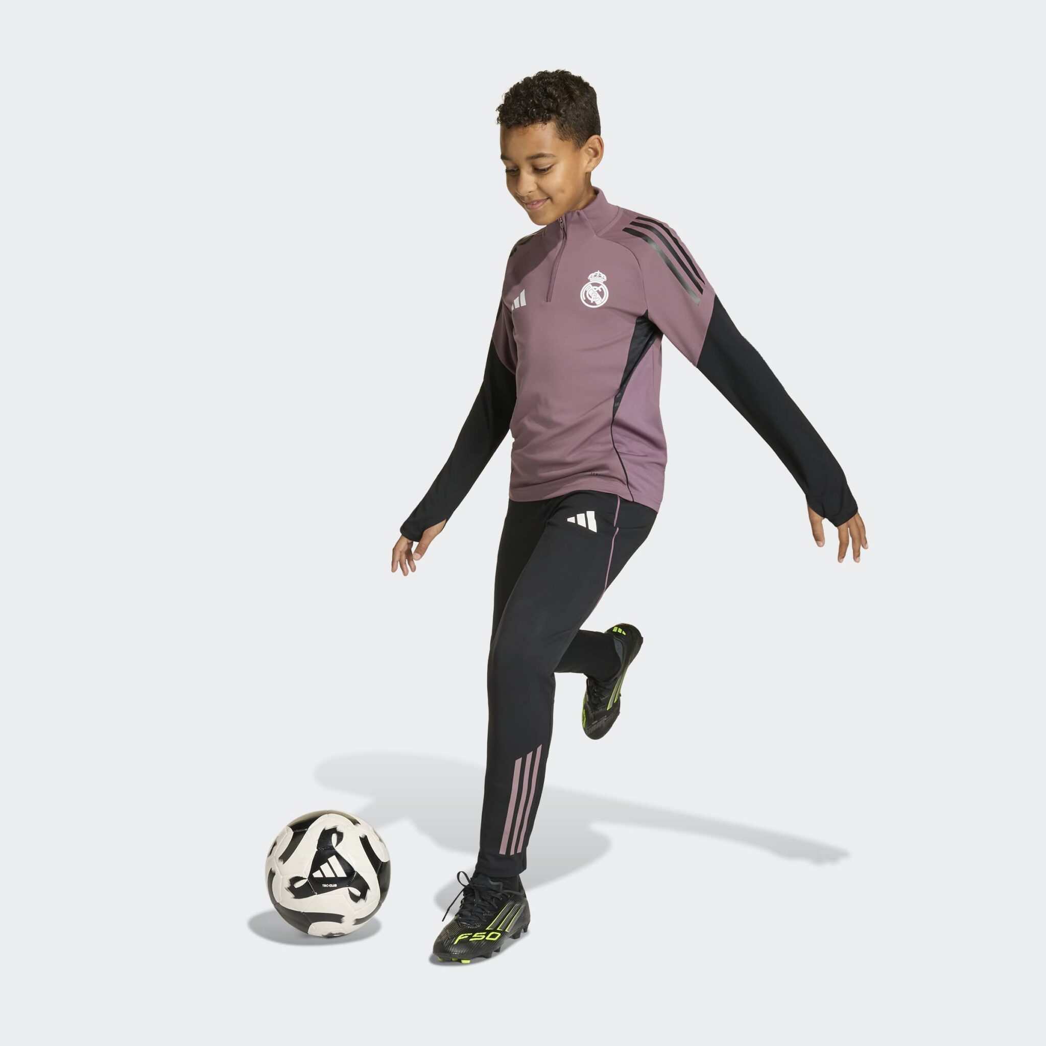 Adidas Real Madrid Training Pants Barna 25/26 - Image 7