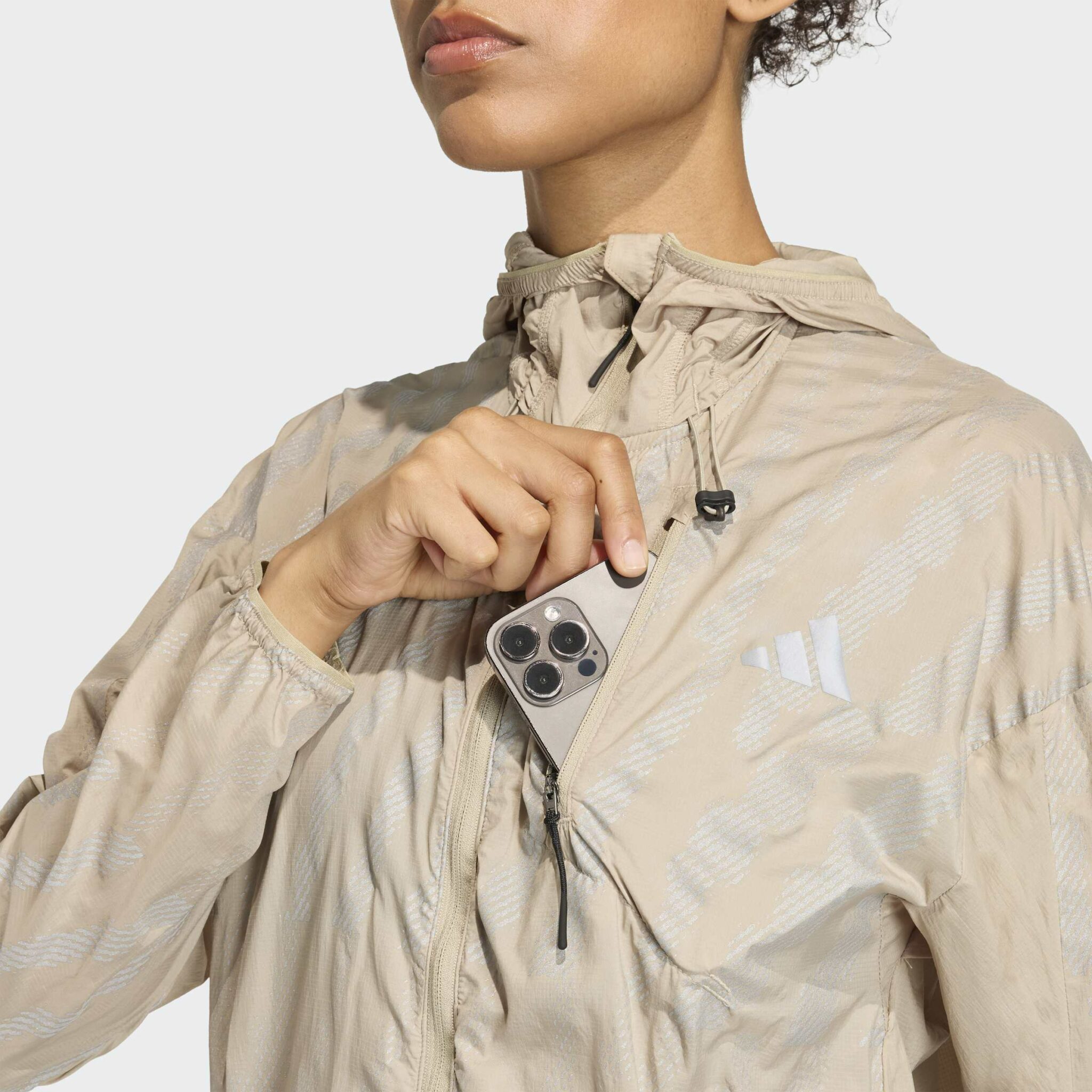 Adidas hlaupajakki. kvenna - ADI365 RUNNING REFLECTIVE JACKET - Image 6