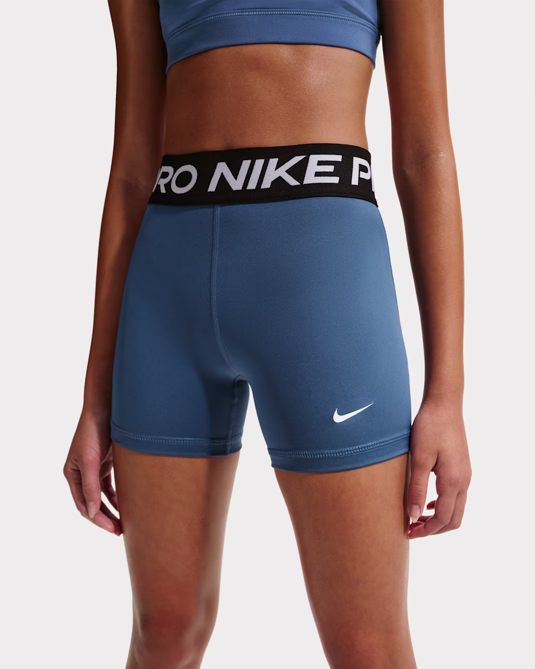 NIKE PRO HJÓLABUXUR BARNA