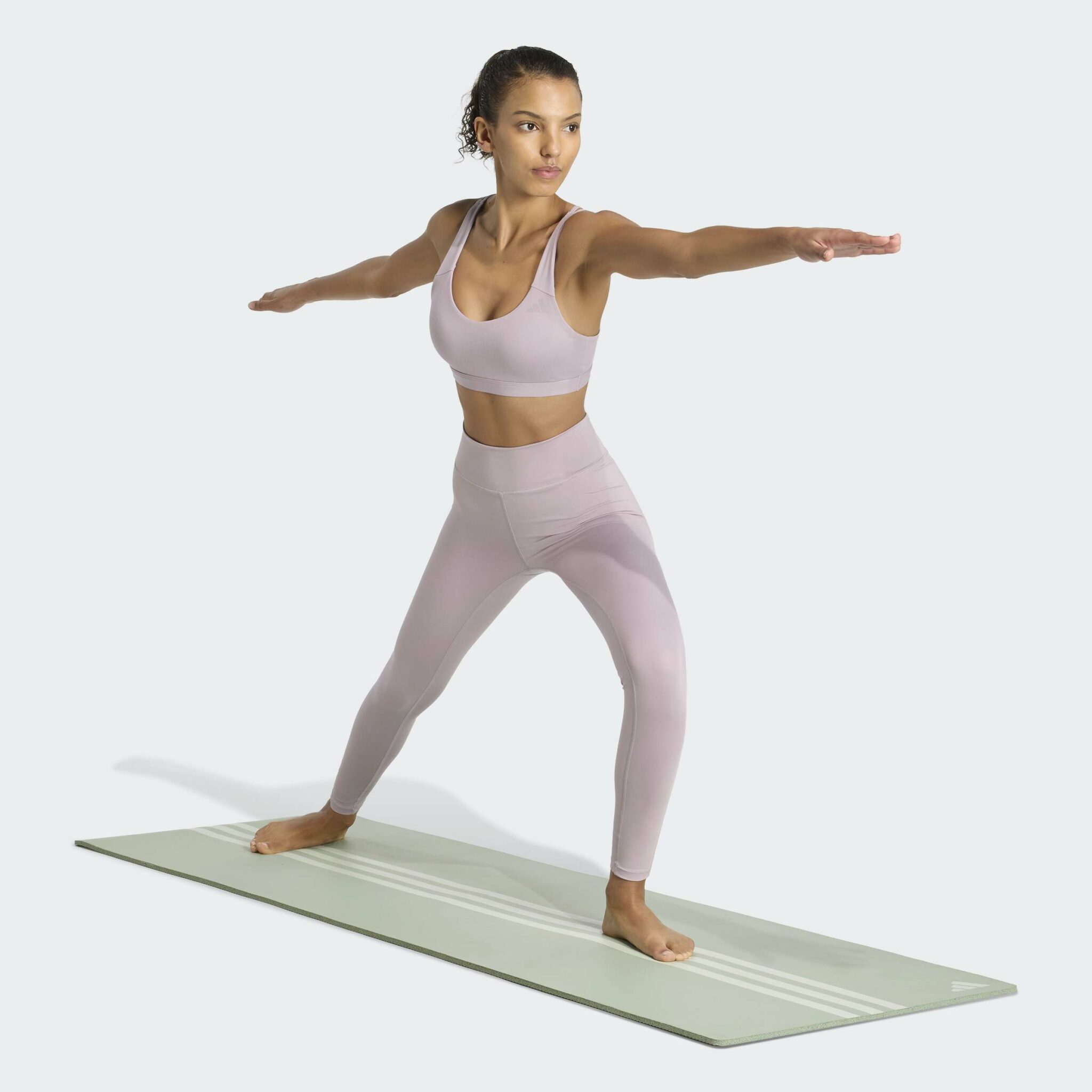 Adidas All Me Essentials Medium Support Toppur Dömu - Image 3