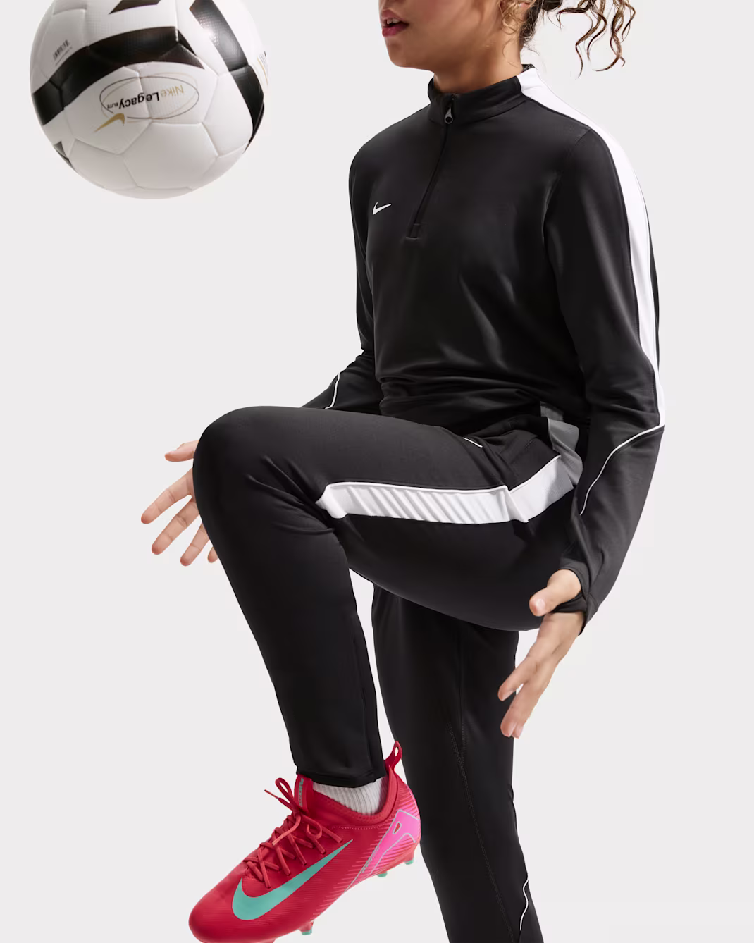 Nike Strike Older Kids Dri-FIT Football Pants
