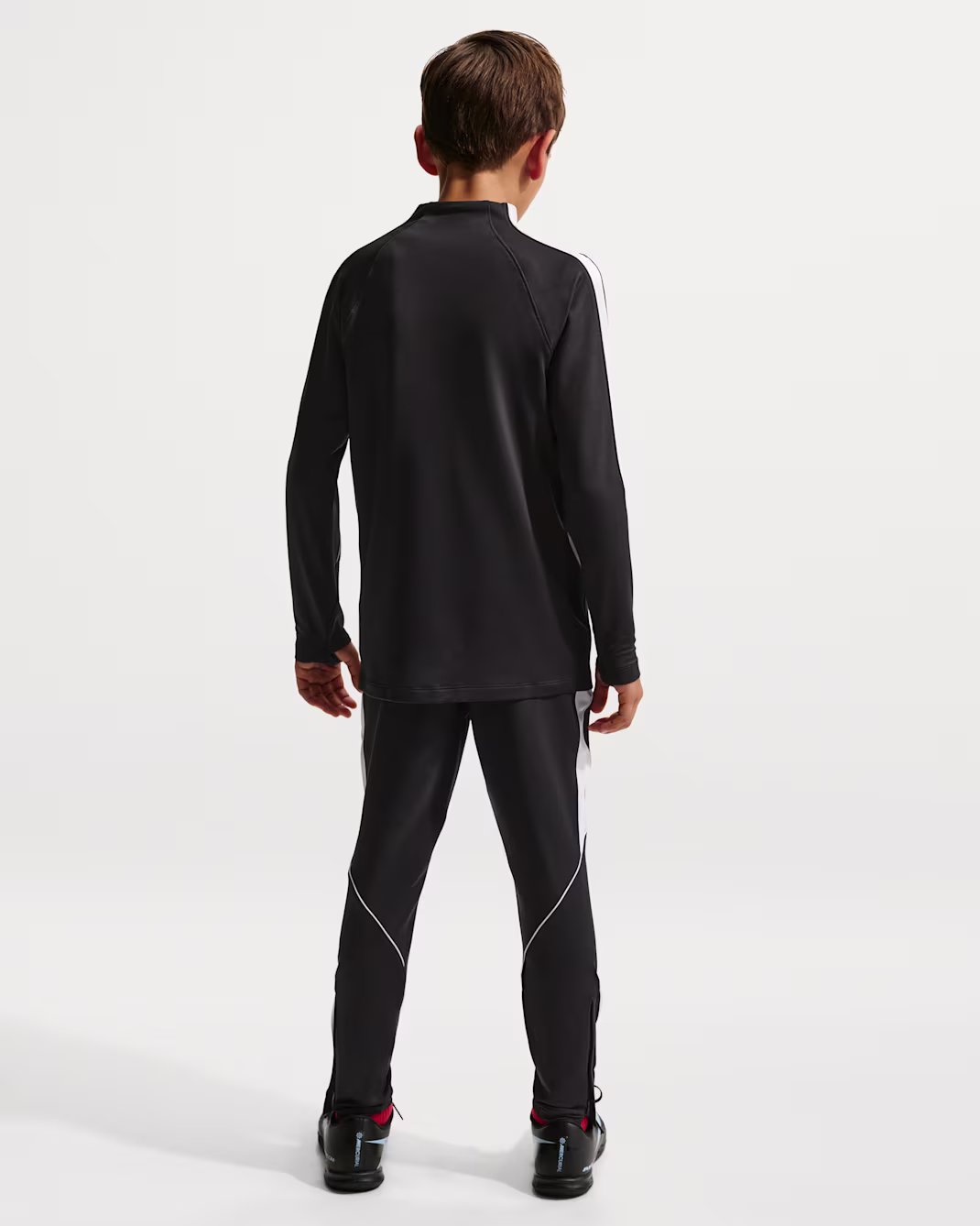 Nike Strike Older Kids Dri-FIT Football Pants - Image 2