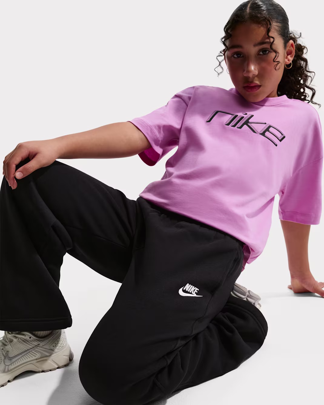 Nike Sportswear Kids Loose Open-Hem Pants - Image 2