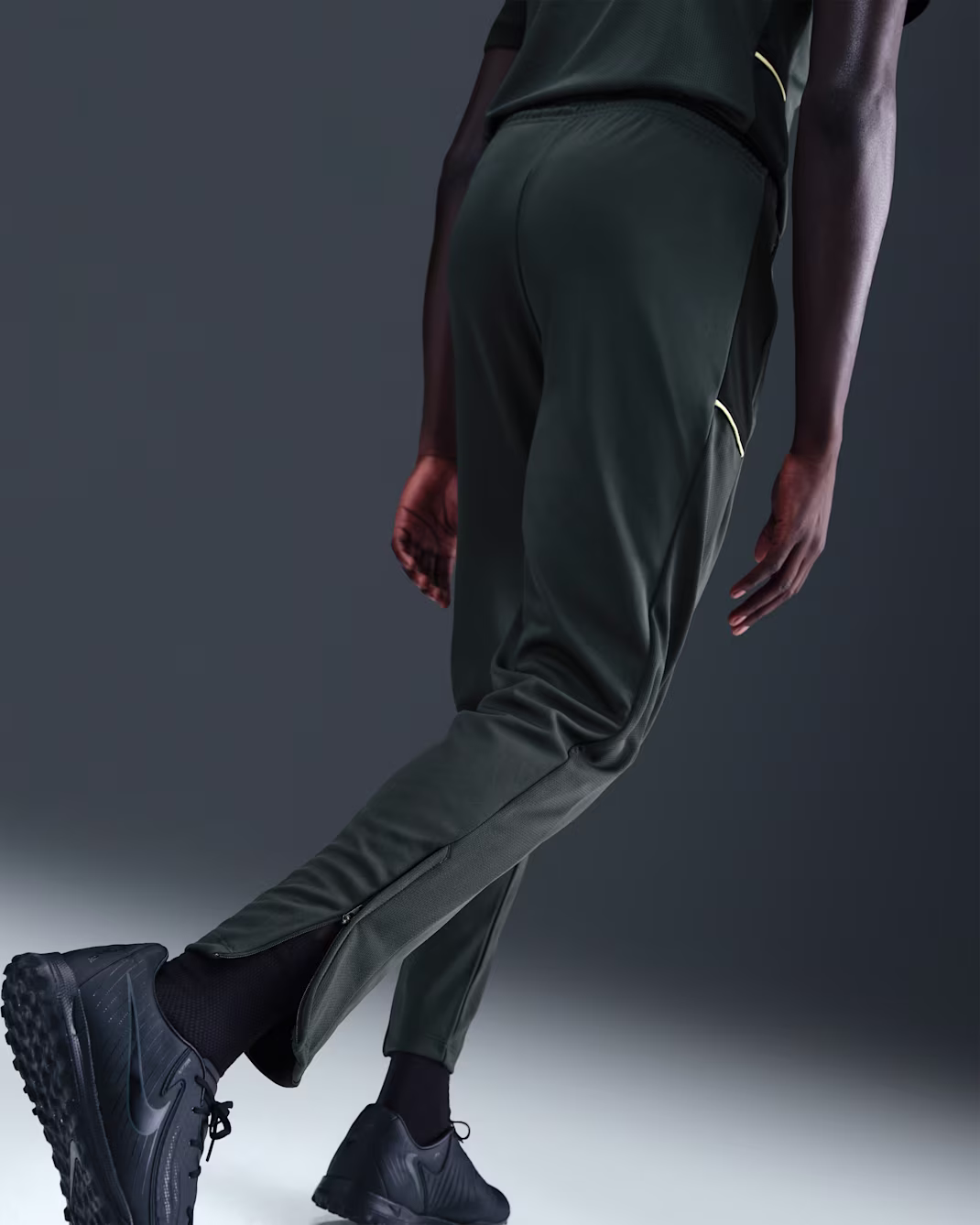 Nike Academy Mens Dri-FIT Soccer Pants - Image 4