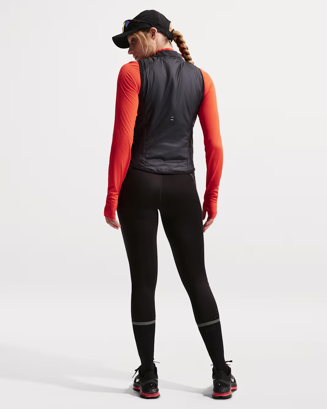 Nike Tempo Womens Repel Warm Running Vest - Image 4