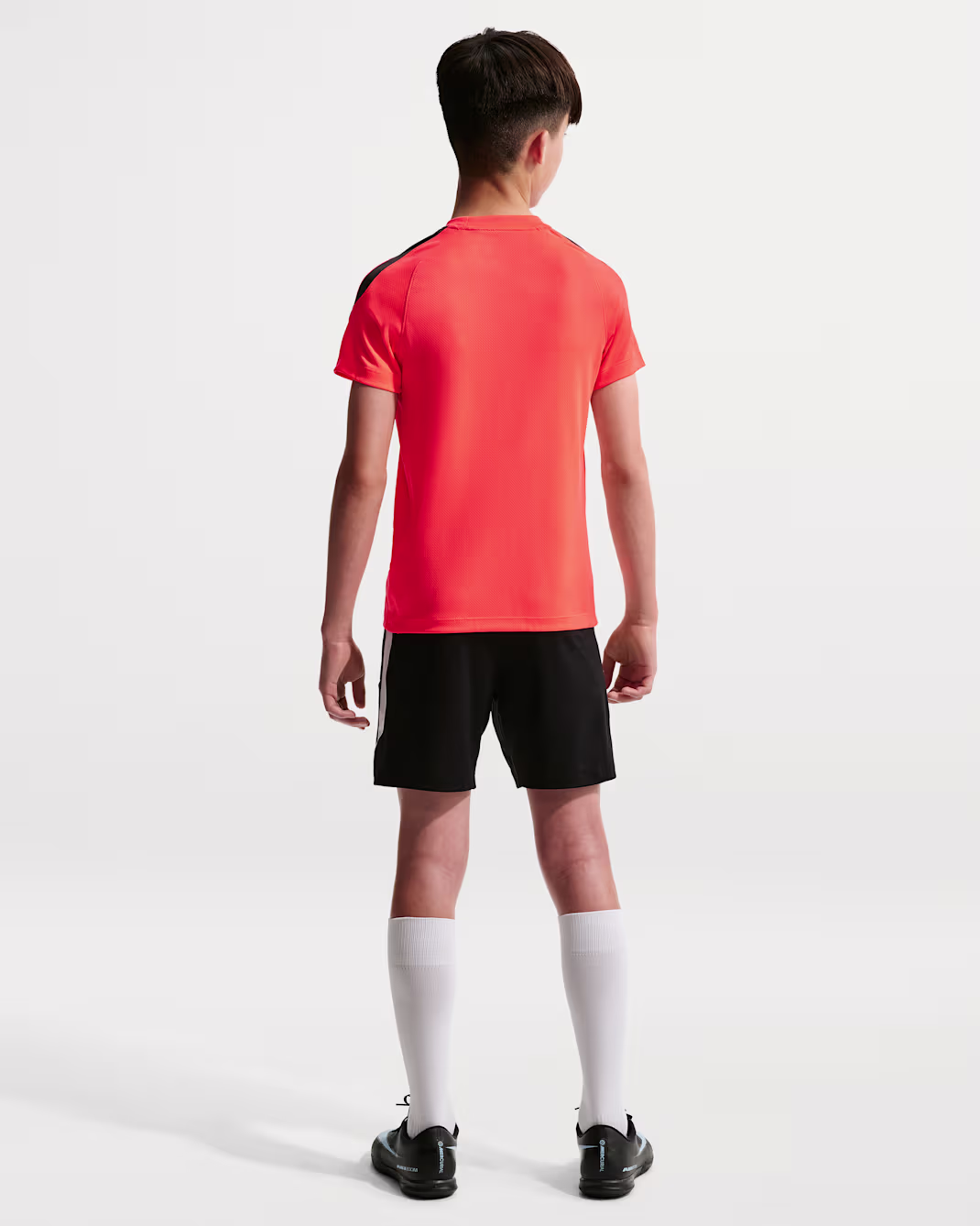 Nike Strike Older Kids Dri-FIT Football Short-Sleeve Top - Image 2
