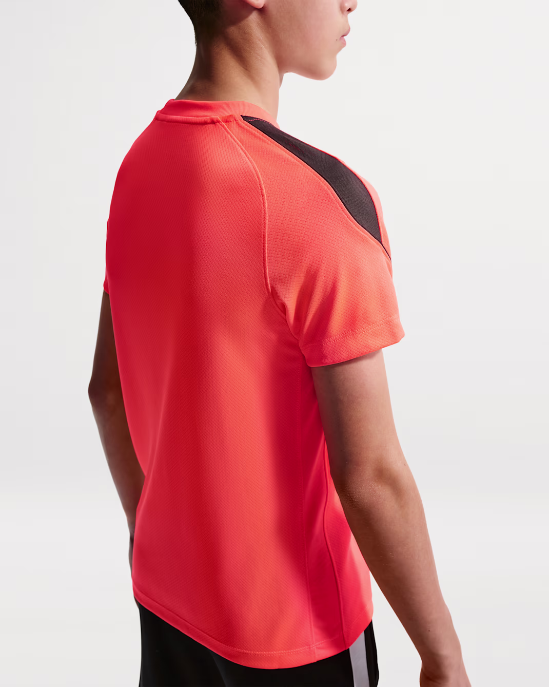 Nike Strike Older Kids Dri-FIT Football Short-Sleeve Top - Image 5