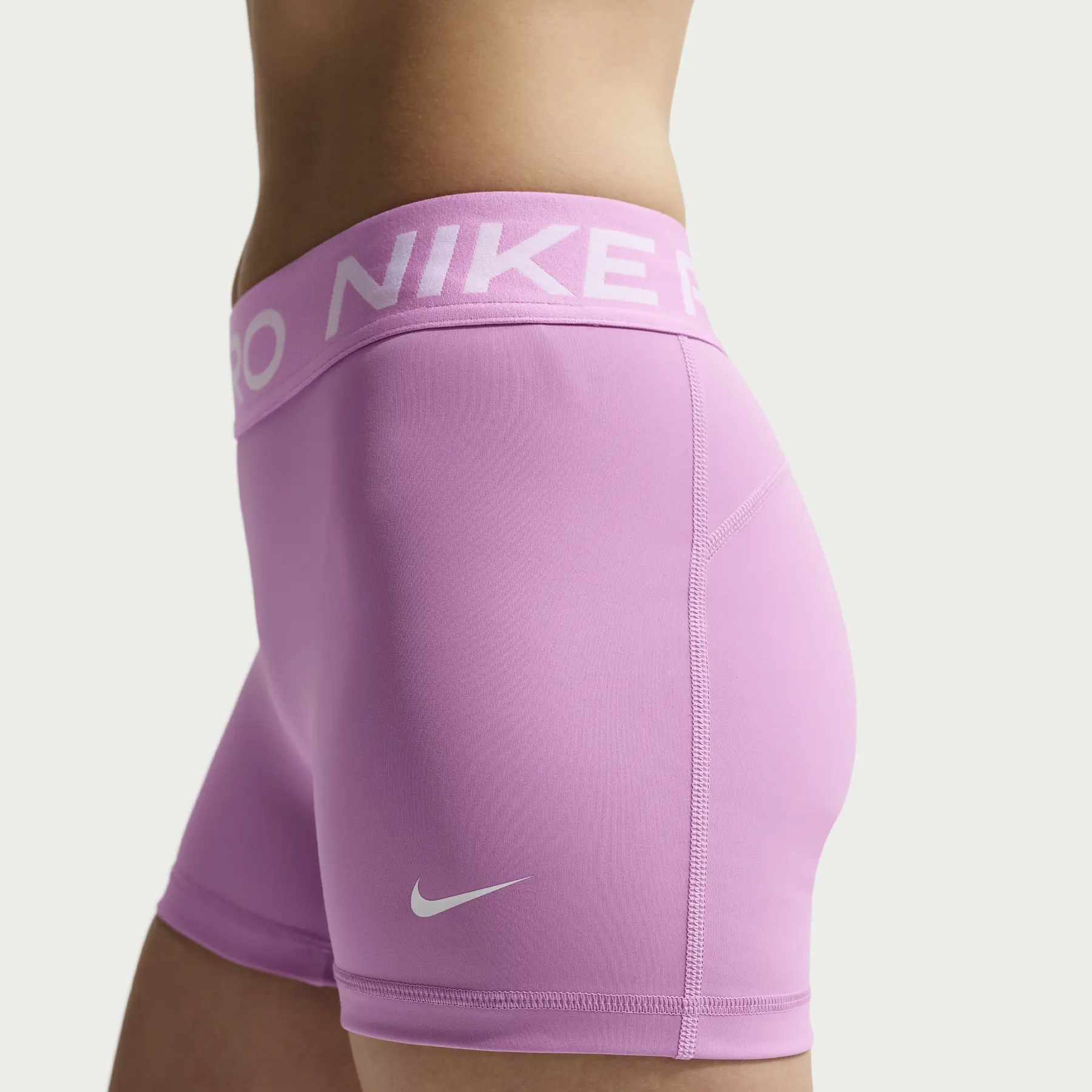 Nike Pro 365 Womens 5" Mid-Rise Shorts BLEIKAR