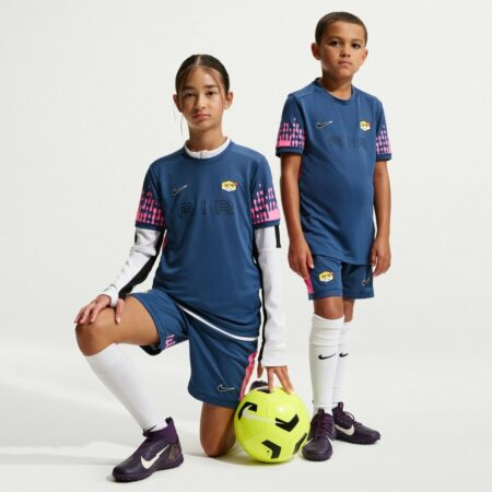 Nike Kylian Mbappé Academy Older Kids Dri-FIT Short-Sleeve Football Top