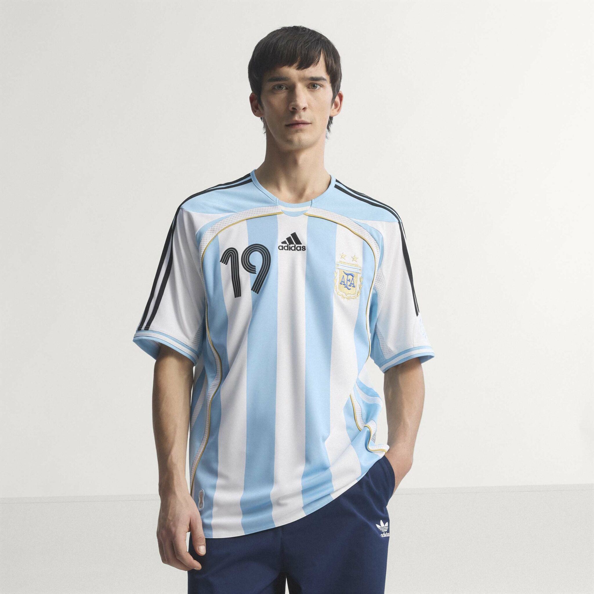 ADIDAS ORIGINAL Argentina Home Jersey WorldCup 2006 Messi white - Image 3