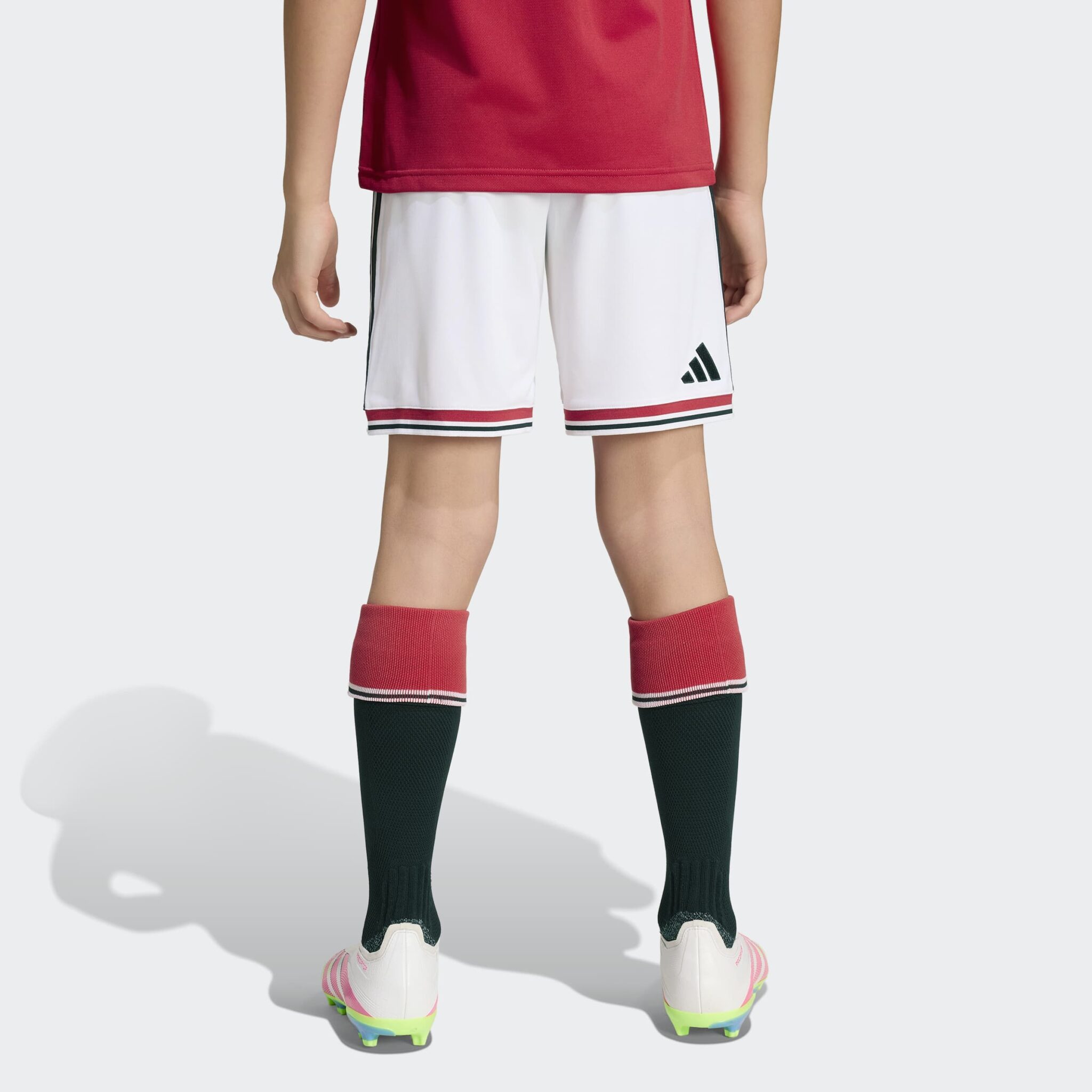 ADIDAS MANCHESTER UNITED 26/27 STUTTBUXUR BARNA - Image 4