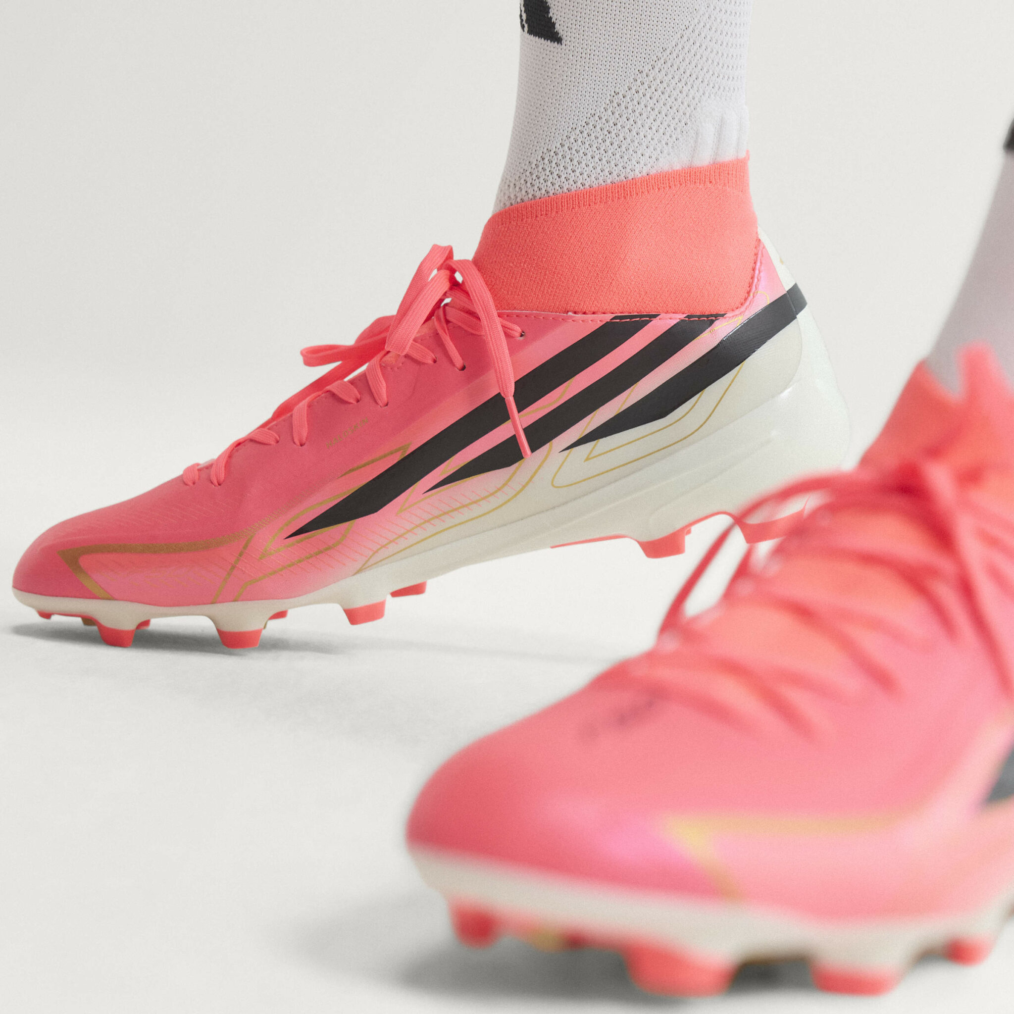 ADIDAS F50 HYPERFAST LEAGUE MID FIRM GROUND FOOTBALL BOOTS WORLD CUP - Image 13