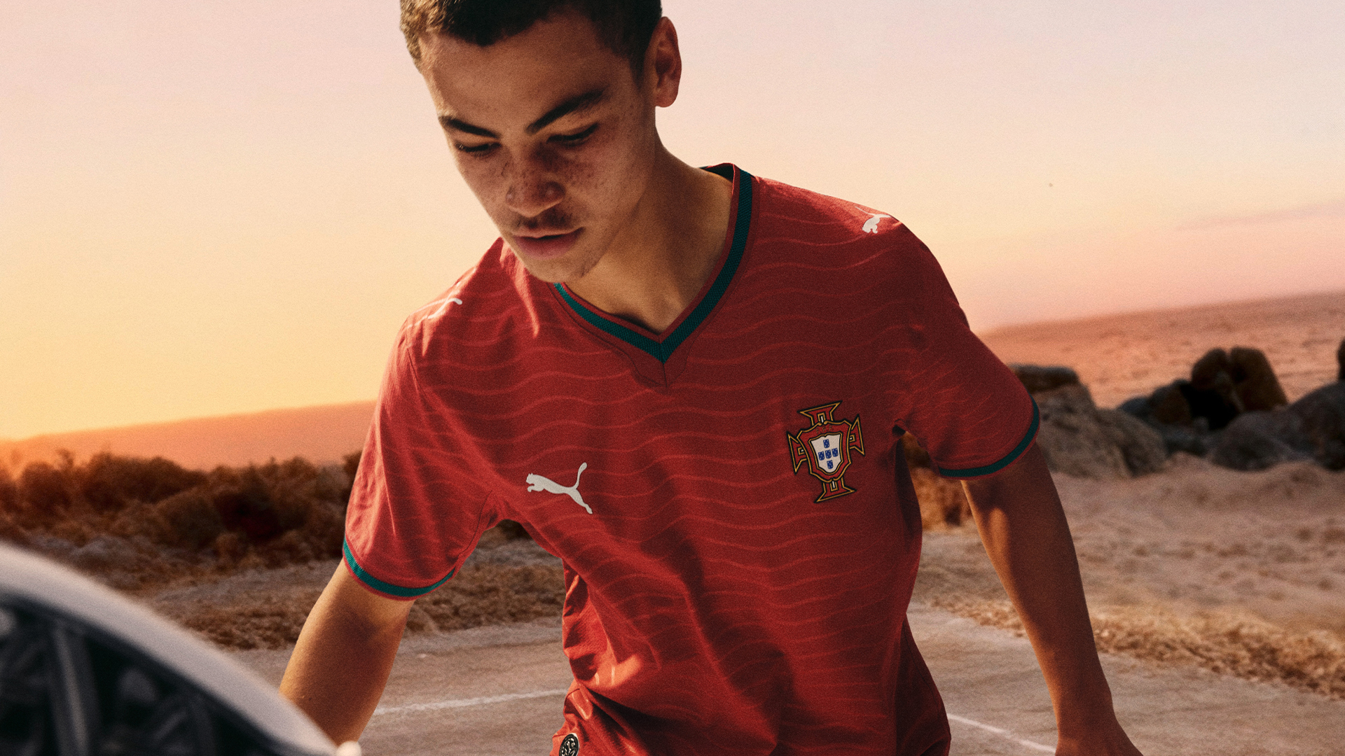 PUMA PORTUGAL HOME JERSEY XS KK - Image 9