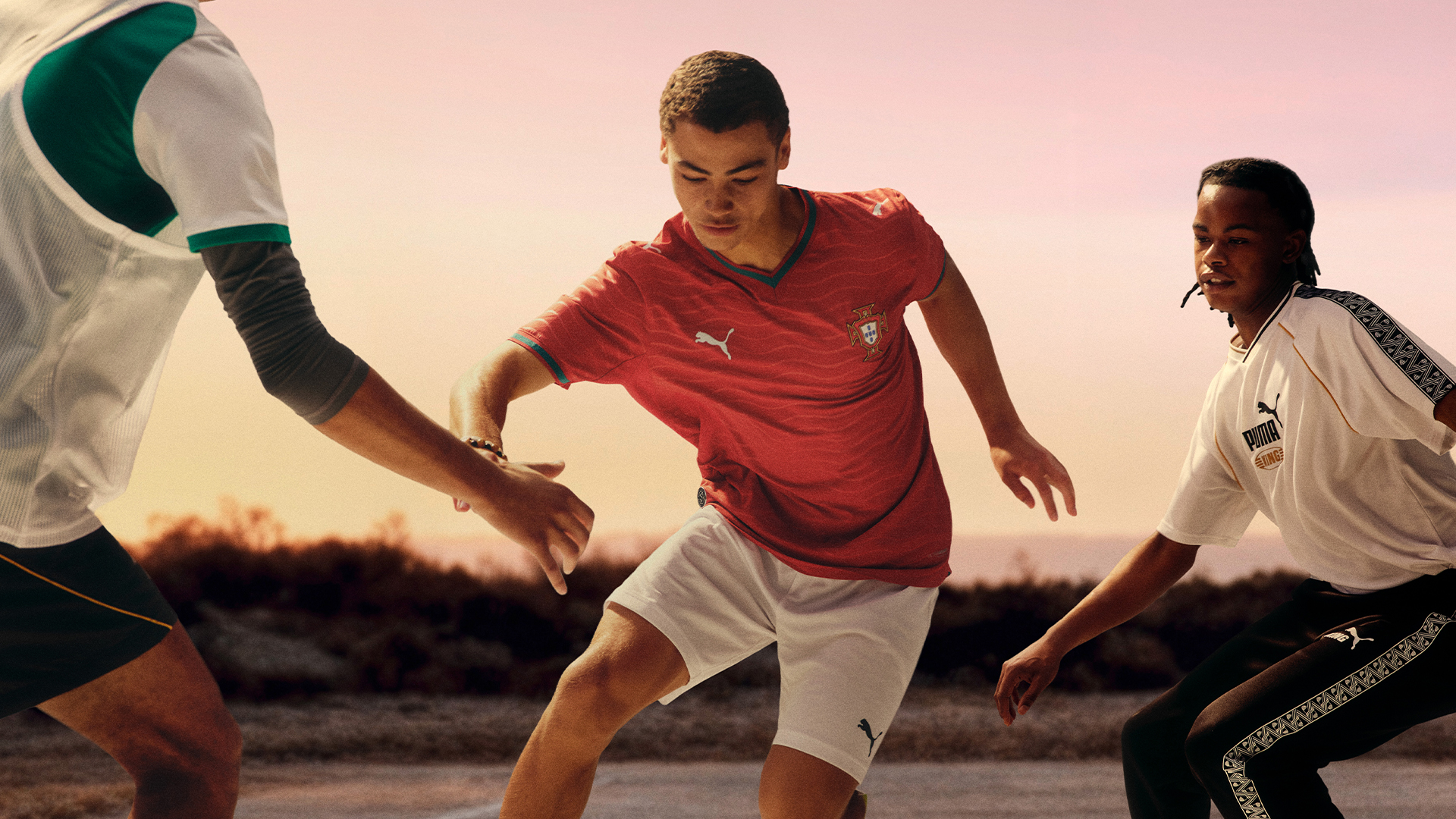PUMA PORTUGAL HOME JERSEY XS KK - Image 8