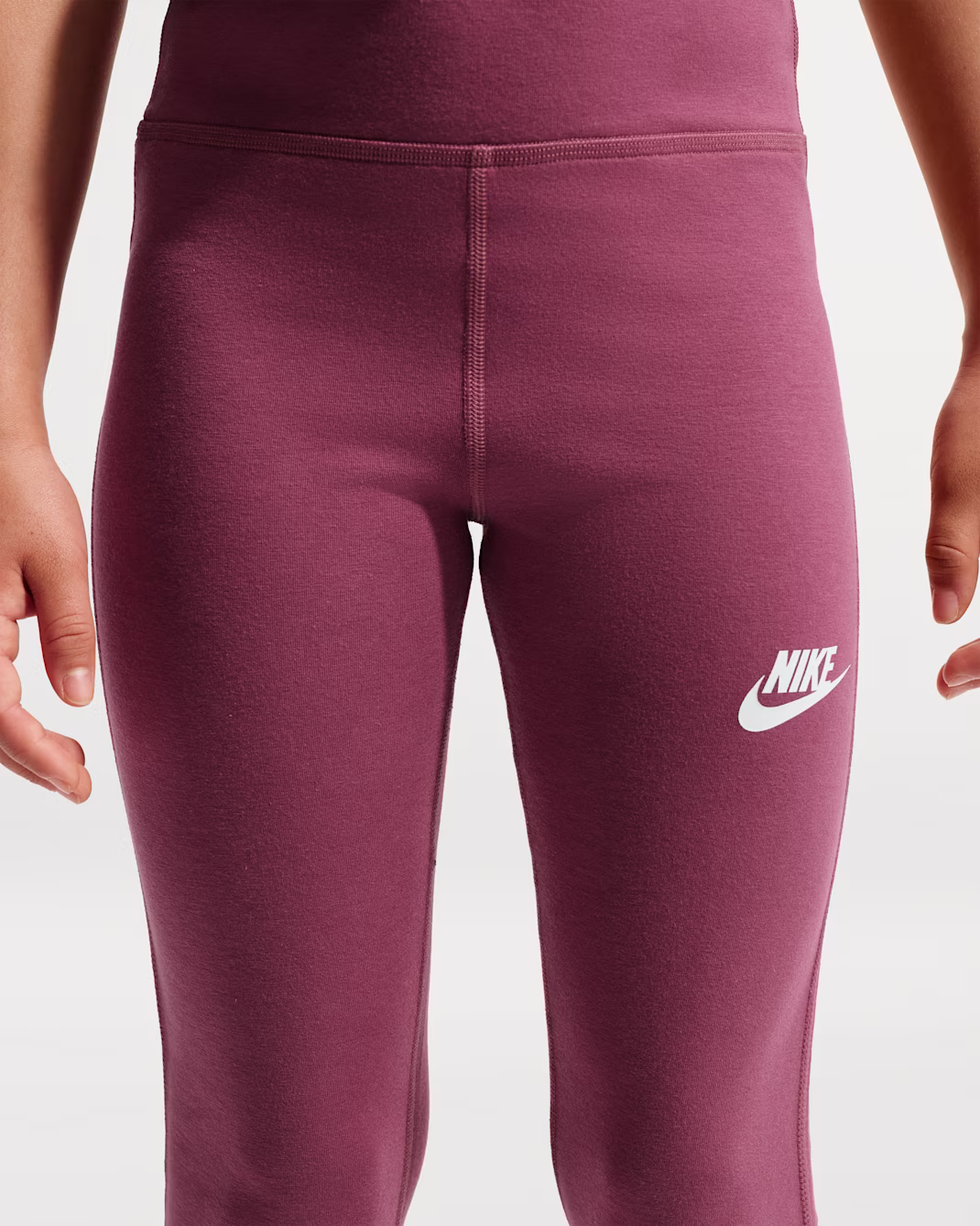 Nike Sportswear Classic Girls' High-Waisted Flared Leggings - Image 4