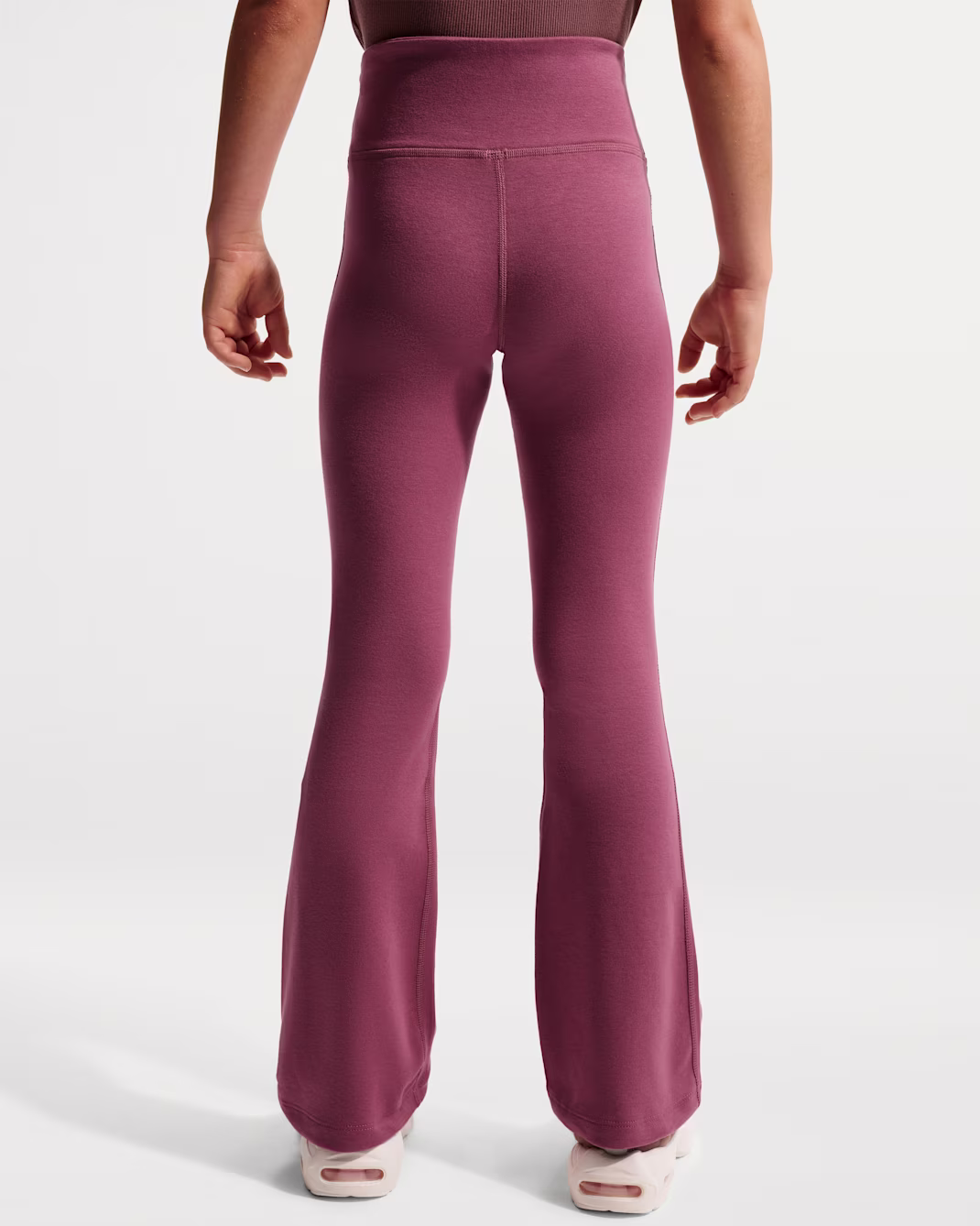 Nike Sportswear Classic Girls' High-Waisted Flared Leggings - Image 3