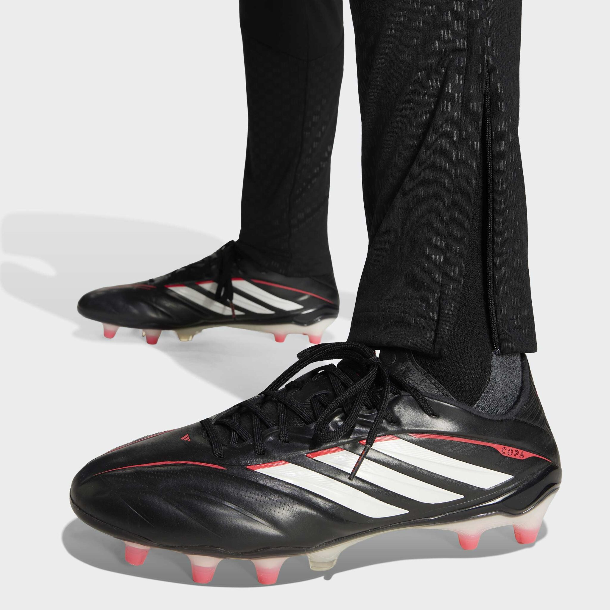 Adidas Manchester United Æfingabuxur barna 26/27 - Image 7