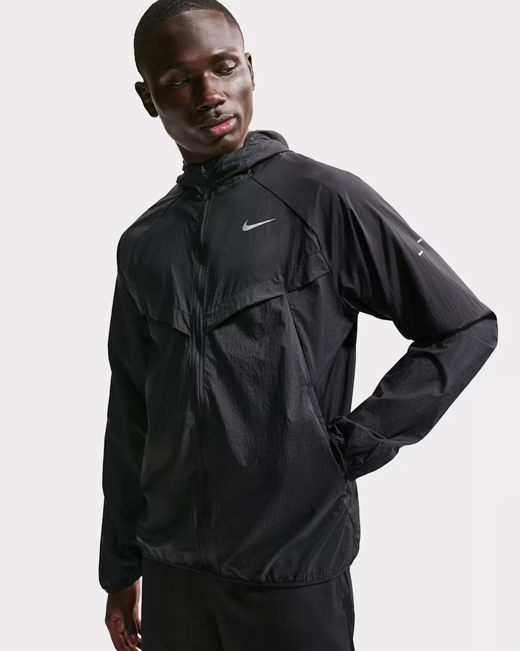 Nike Stride Mens Repel UV Running Jacket hlaupajakki herra - Image 4