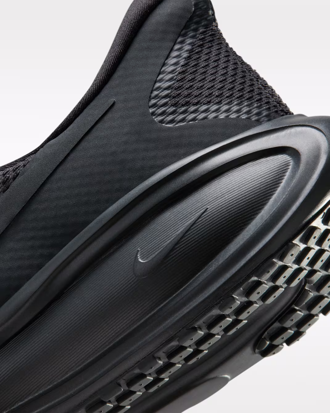 Nike Revolution 8 EasyOn Mens Svartir - Image 6