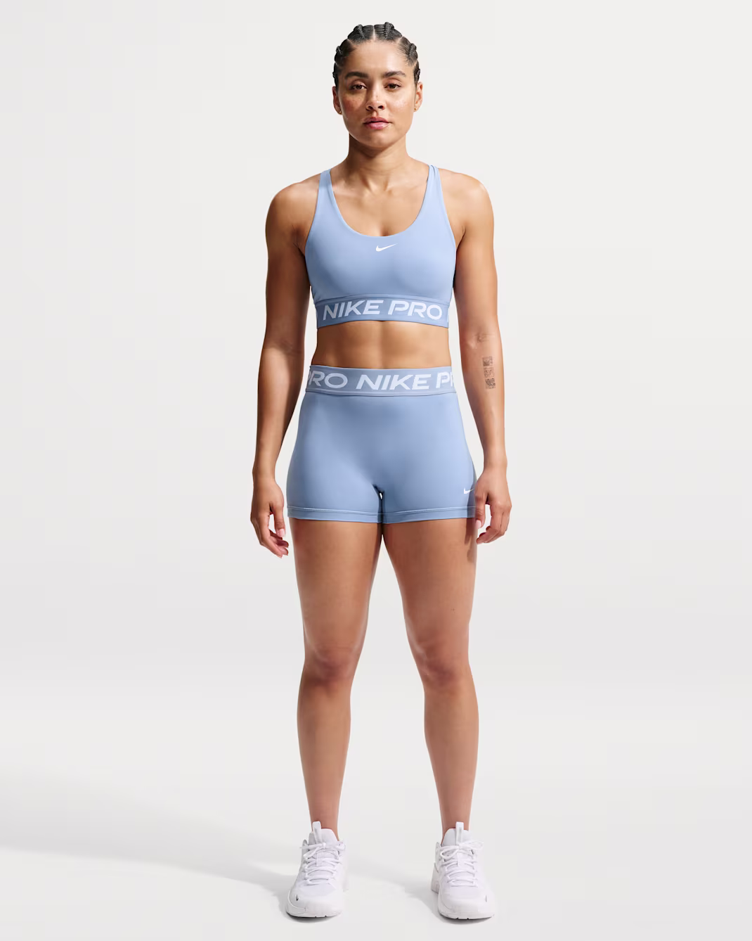 Nike Pro 365 Women's Light-Support Non-Padded Sports Bra - Image 4