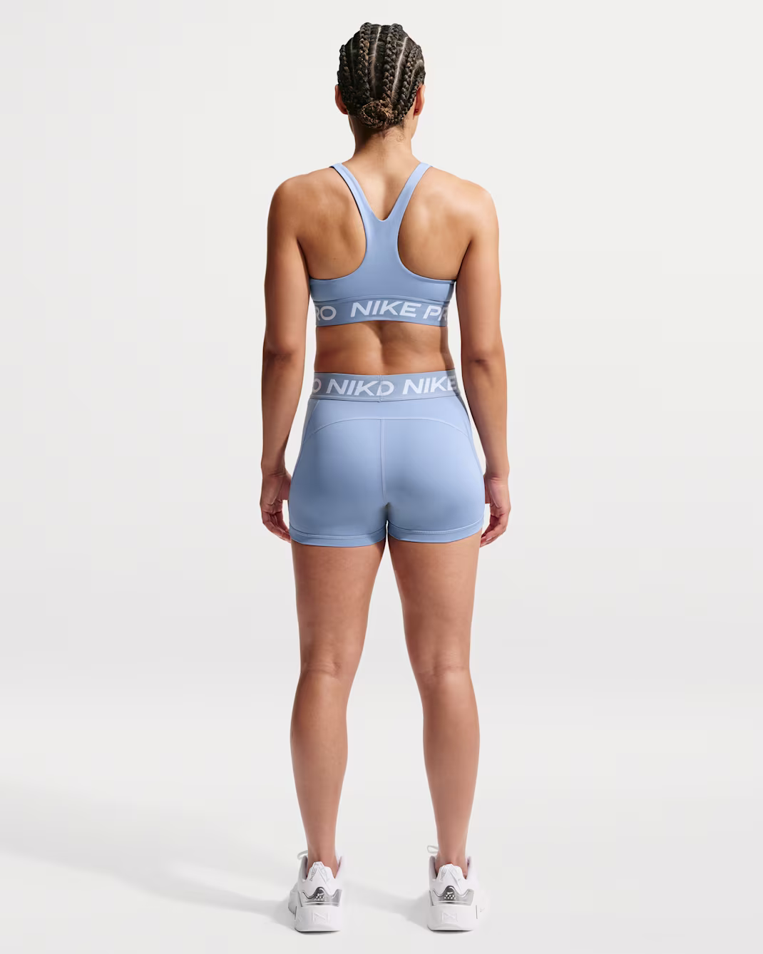Nike Pro 365 Women's Light-Support Non-Padded Sports Bra - Image 5