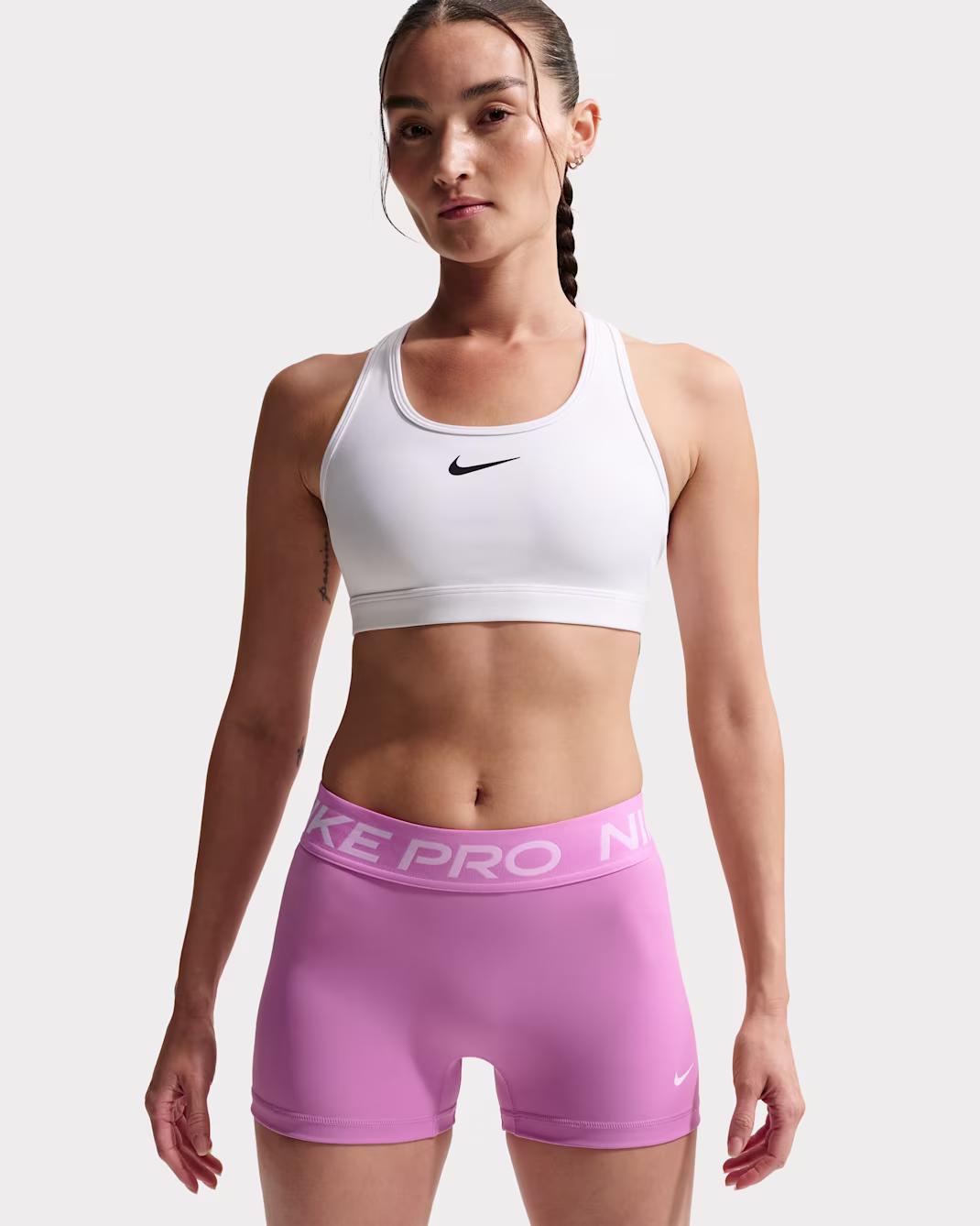 Nike Pro 365 Womens 5" Mid-Rise Shorts BLEIKAR - Image 2