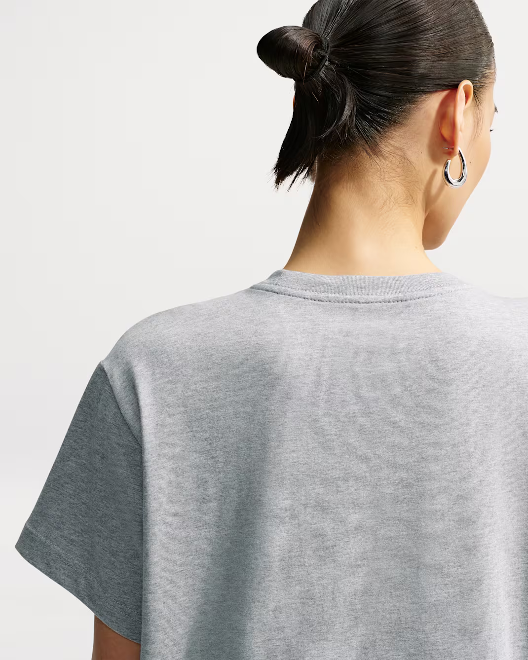 NIKE WOMENS TEE GREY - Image 5