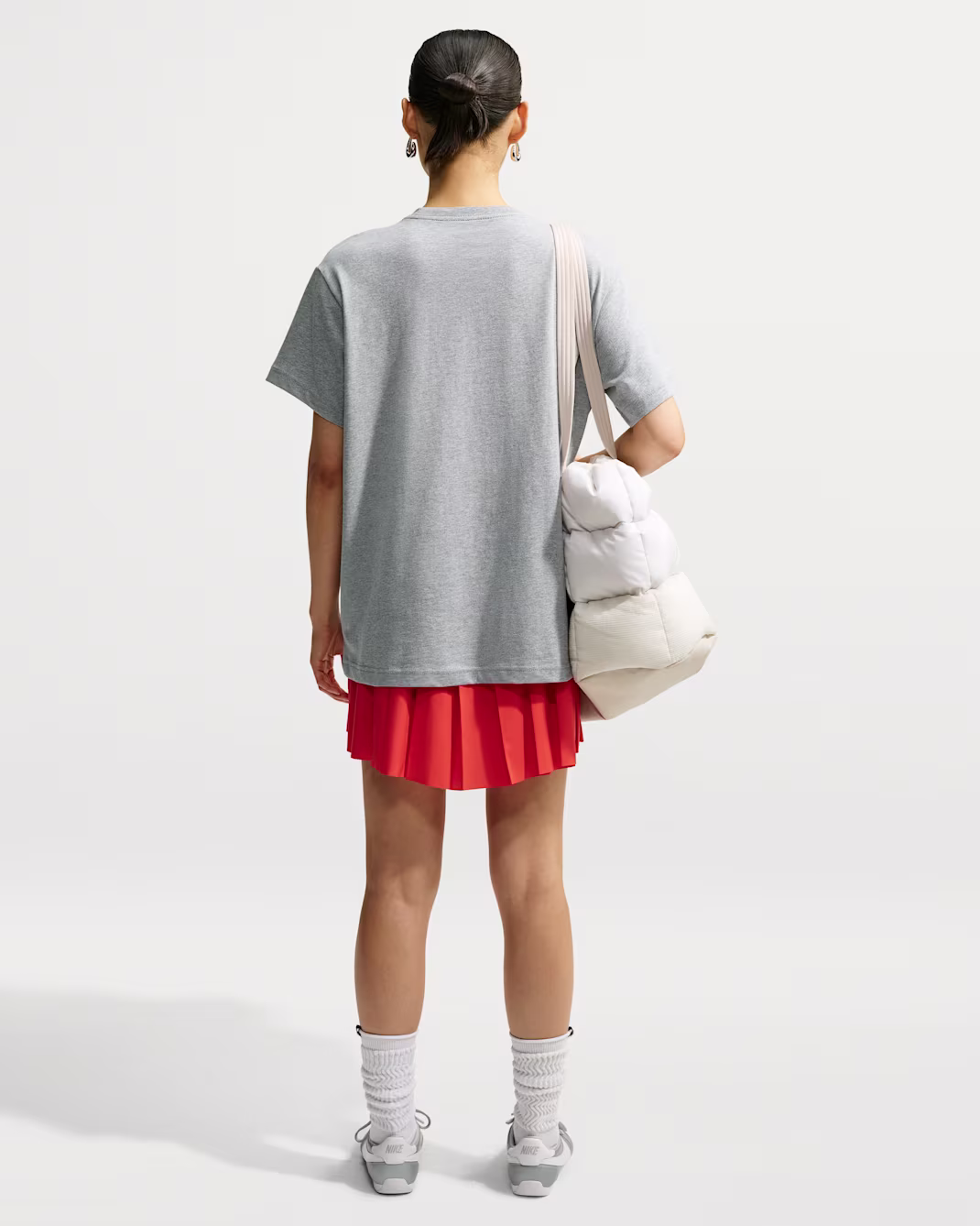 NIKE WOMENS TEE GREY - Image 2