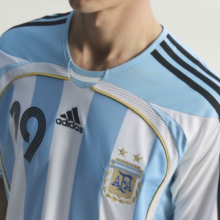 White Argentina Home Jersey WorldCup 2006 Messi - LARGE