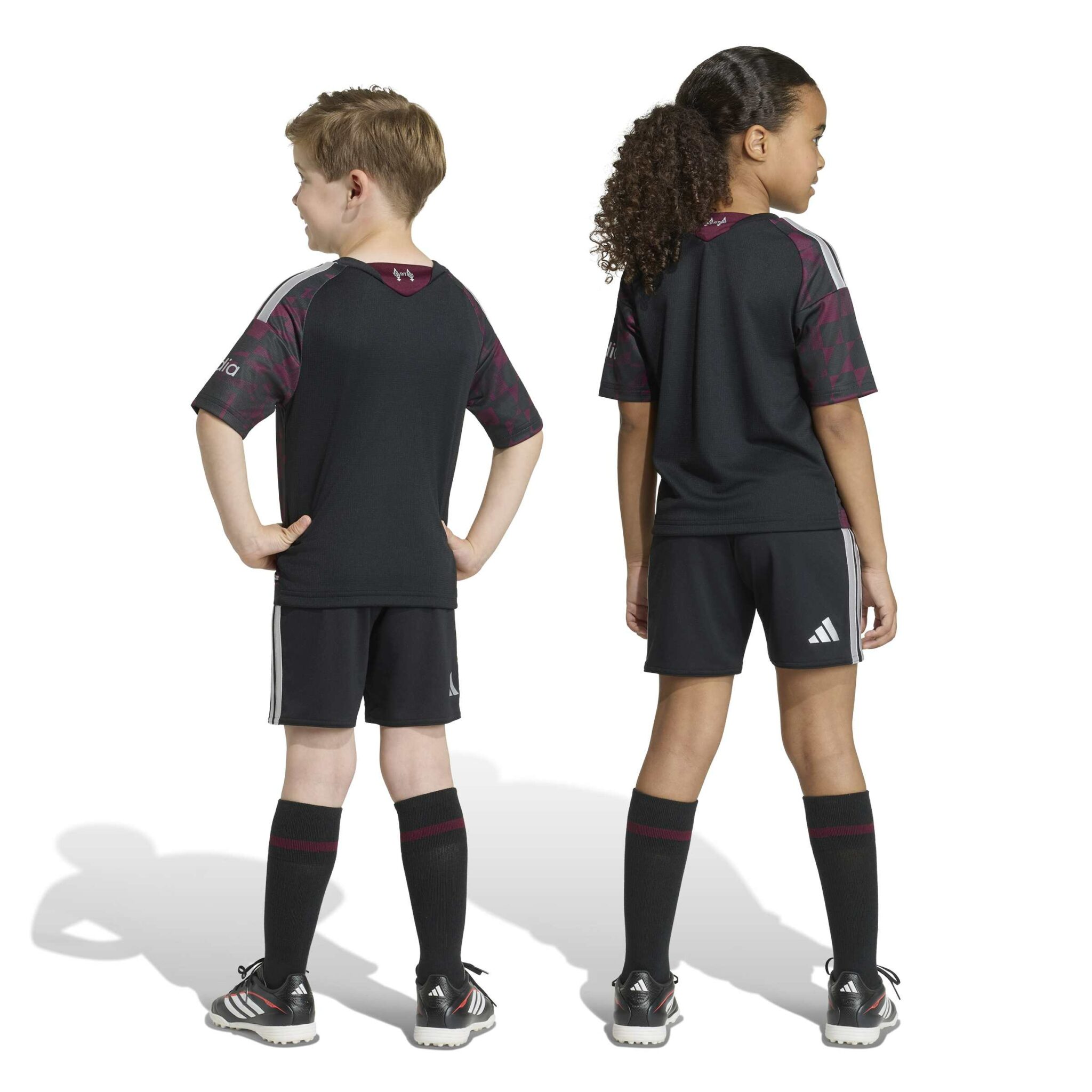 Adidas Black Liverpool FC 26/27 Third Kids Set - Image 2