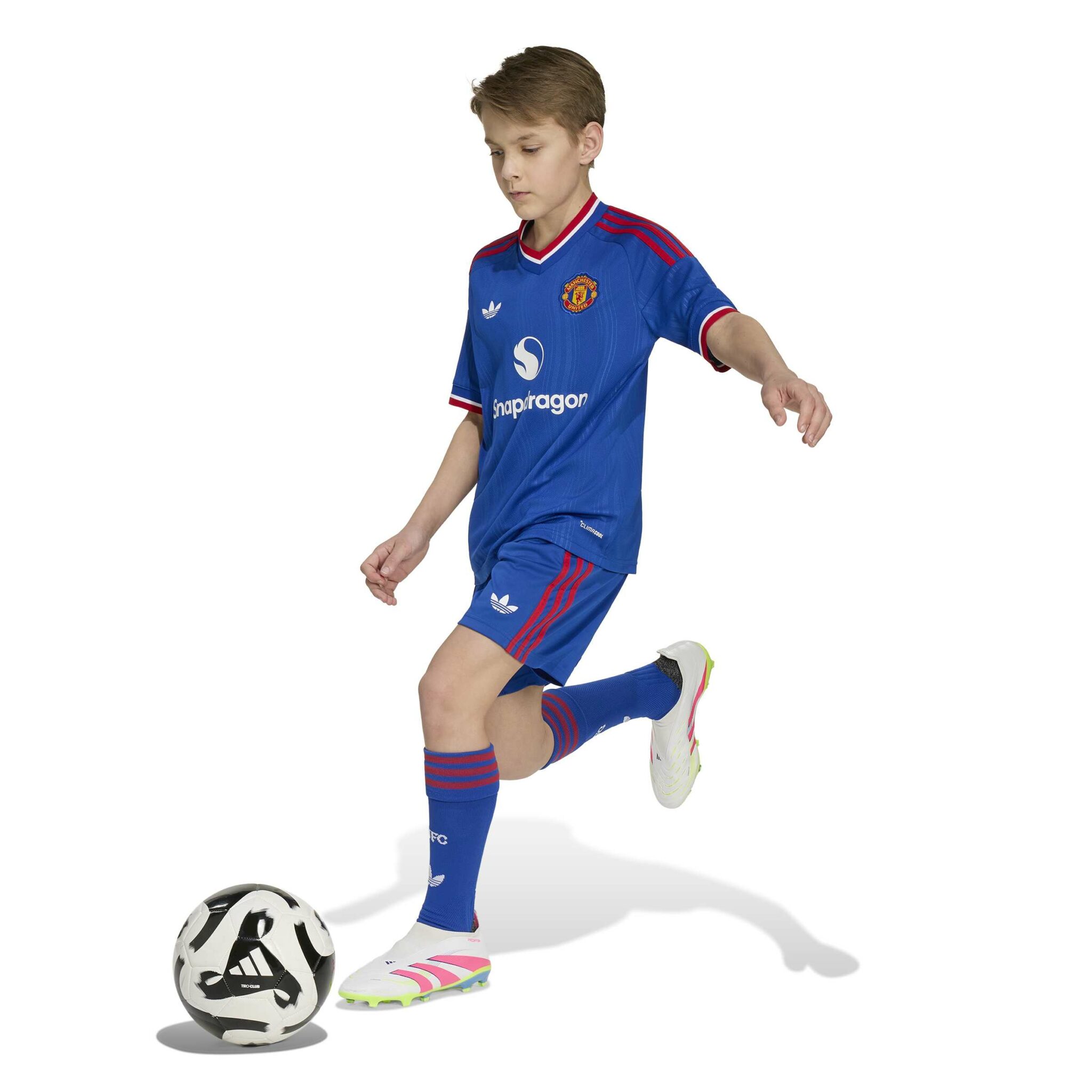ADIDAS ORIGINALS MANCHESTER UNITED AWAY BARNASTUTTBUXUR 26/27 - Image 6