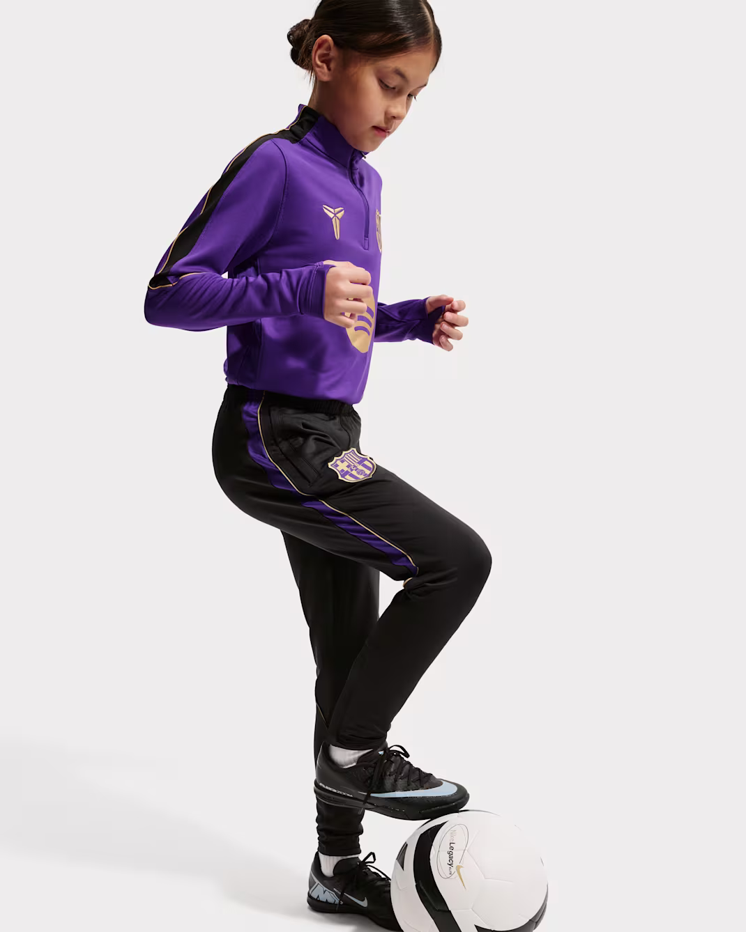 NIKE FC Barcelona Strike Away Big Kids Kobe Dri-FIT Soccer Knit Pants - Image 3
