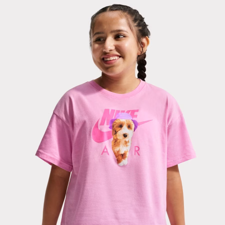 Nike Sportswear Big Kids (Girls) Boxy T-Shirt