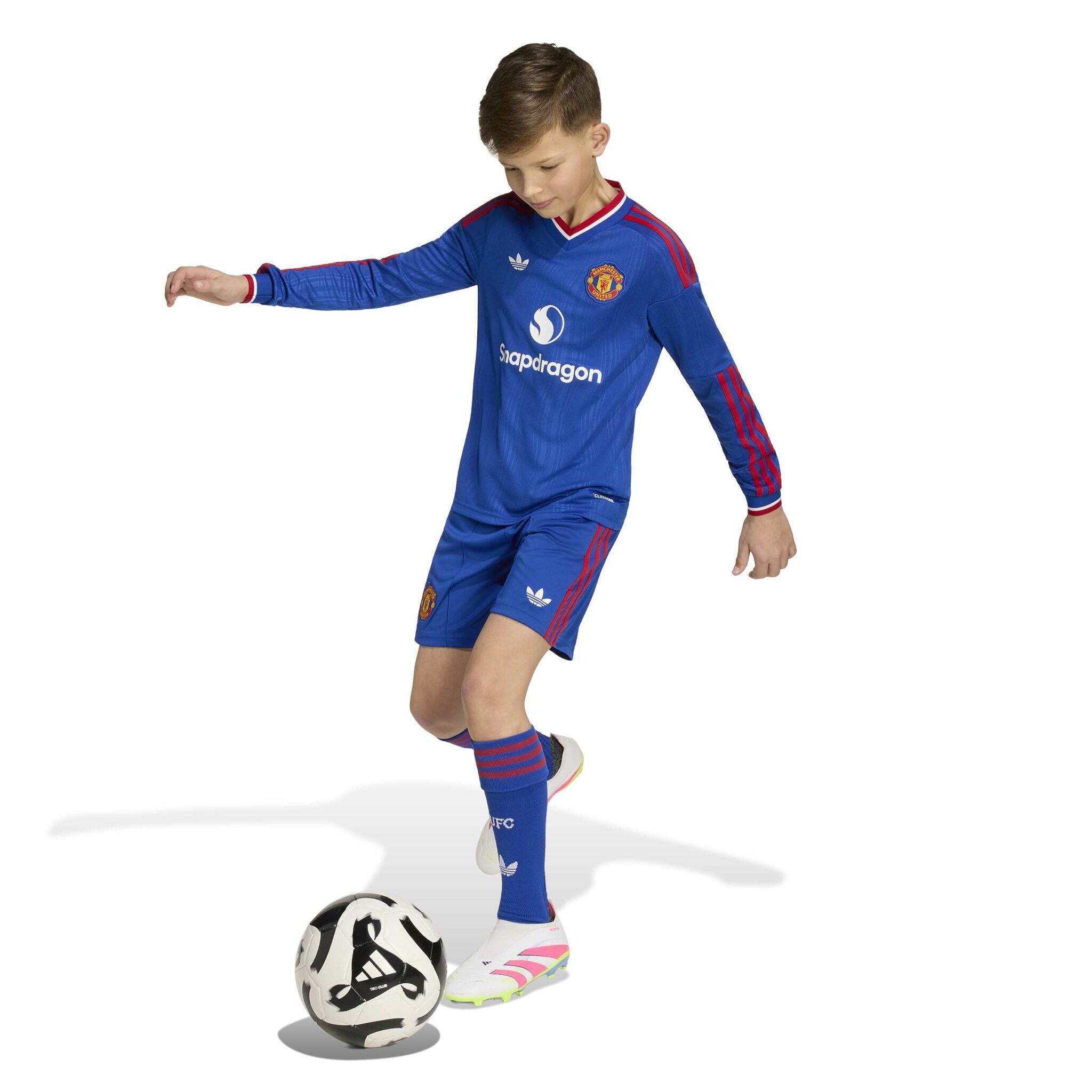 MANCHESTER UNITED AWAY LANGERMA BARNA 26/27 ADIDAS - Image 2