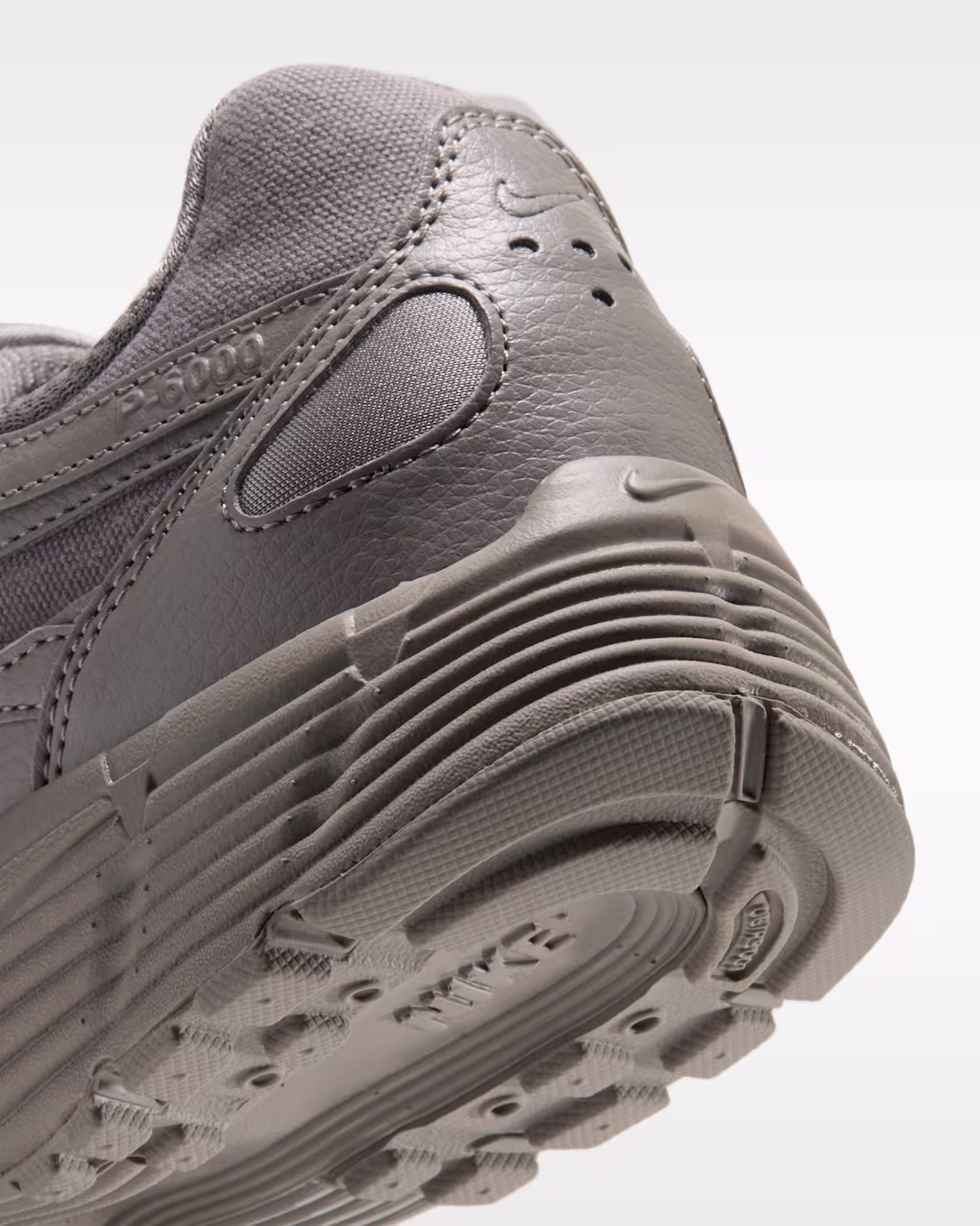 NIKE P-6000 SE W STONE - Image 2