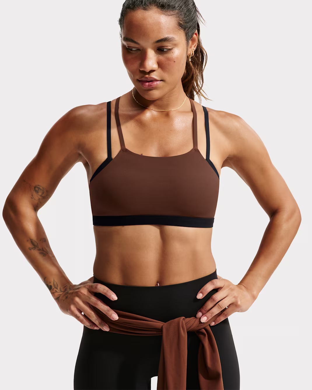 Nike Zenvy Womens Light-Support Padded Sports Bra toppur kvenna